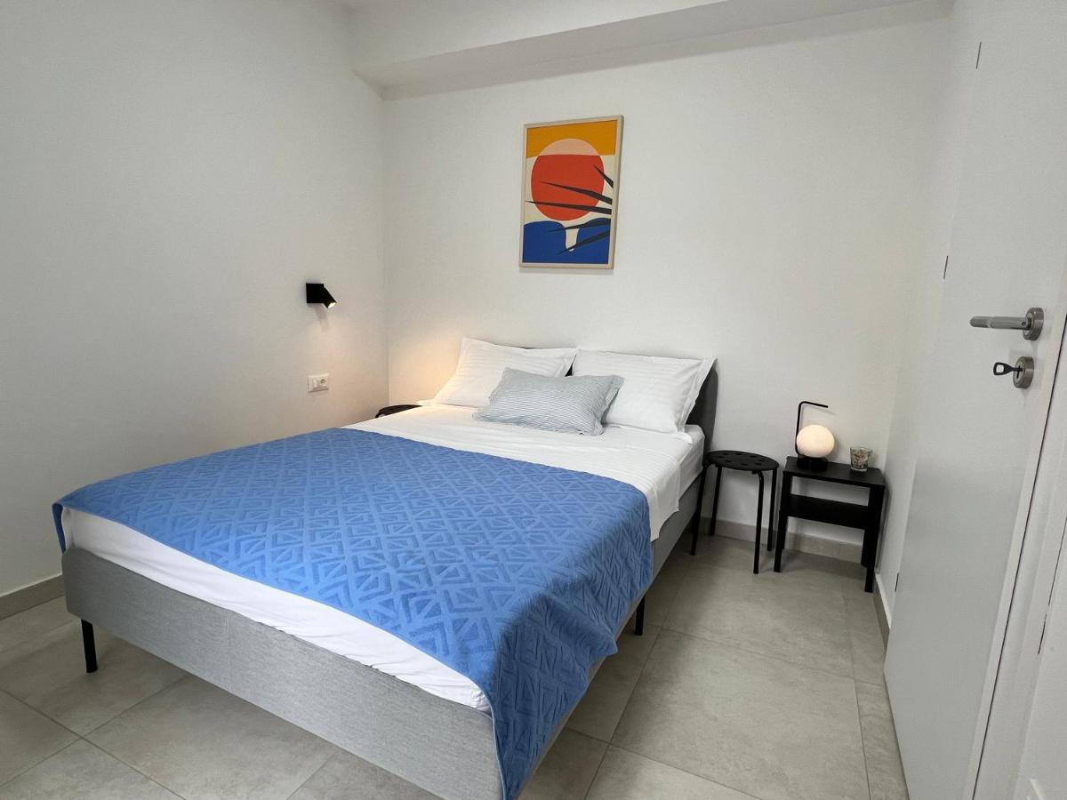 Apartman Festini Pag Pag Town Exterior photo